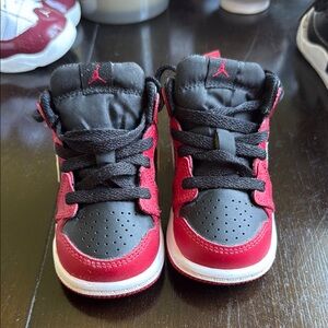 Jordan Kids Black and Red Sneakers